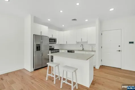 11 Madison Avenue Westwood NJ 07675