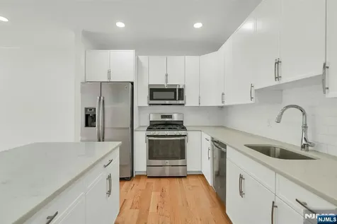 11 Madison Avenue Westwood NJ 07675