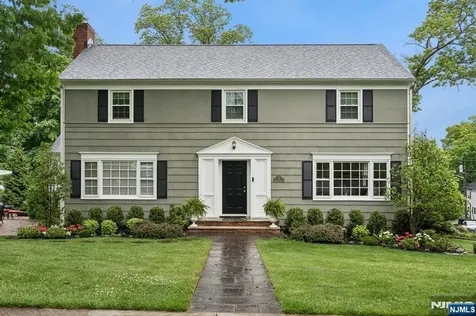 81 Mountain Road Verona NJ 07044