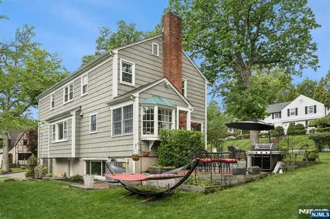 81 Mountain Road Verona NJ 07044
