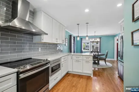 30 Sherbrooke Parkway Livingston NJ 07039