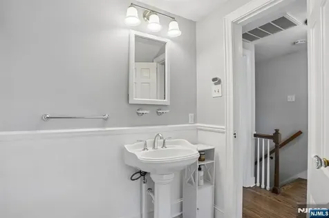 30 Sherbrooke Parkway Livingston NJ 07039