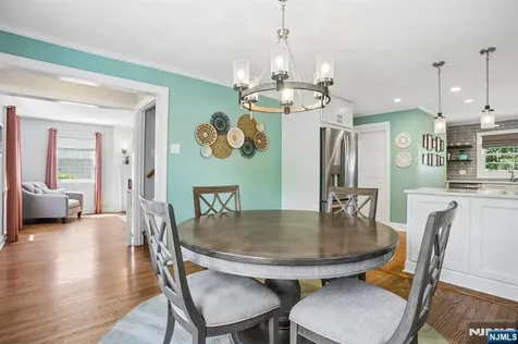 30 Sherbrooke Parkway Livingston NJ 07039