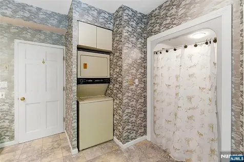 1 Winding Way North Caldwell NJ 07006