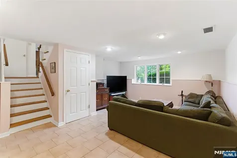 1 Winding Way North Caldwell NJ 07006