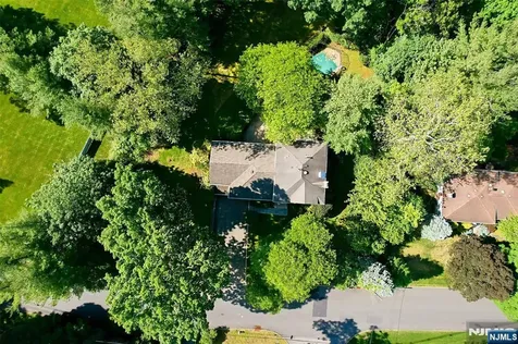 1 Winding Way North Caldwell NJ 07006