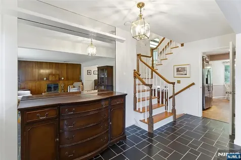 1 Winding Way North Caldwell NJ 07006