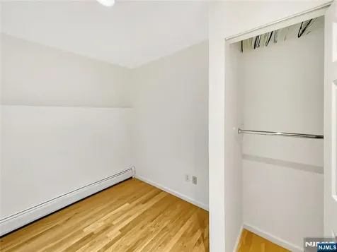 8913 Riverside Place North Bergen NJ 07047