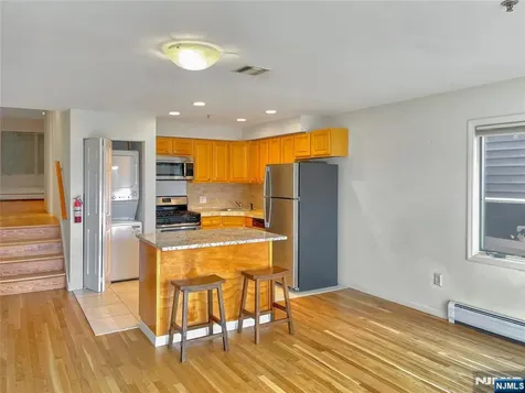 8913 Riverside Place North Bergen NJ 07047