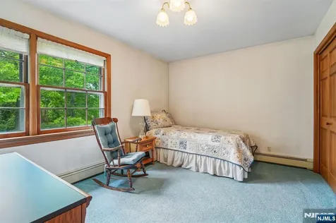 188 Charlotte Place Englewood Cliffs NJ 07632