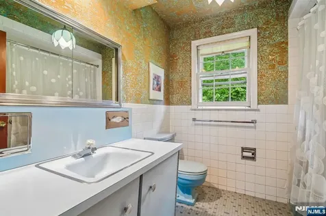 188 Charlotte Place Englewood Cliffs NJ 07632