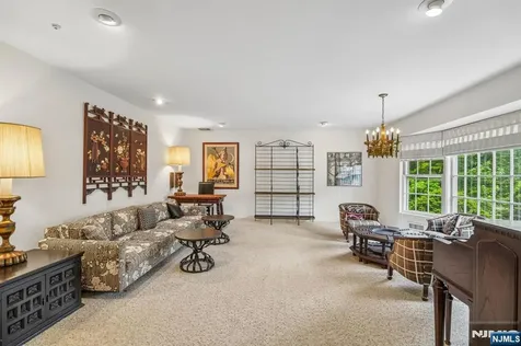 188 Charlotte Place Englewood Cliffs NJ 07632