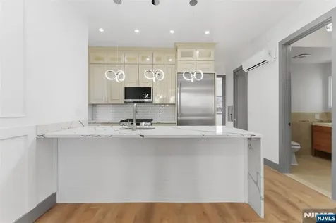 821 18th Street Union City NJ 07087