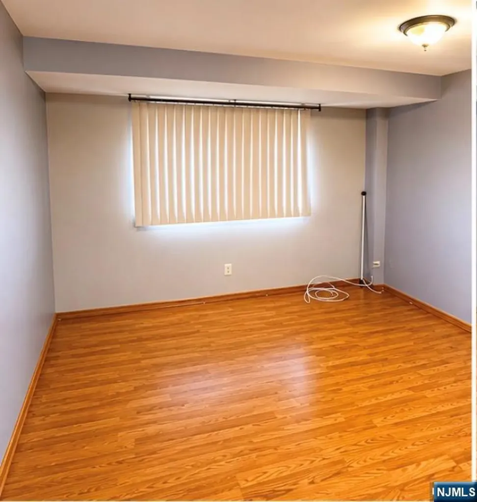 135 Westminster Place Lodi NJ 07644