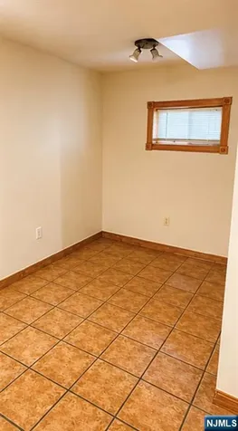 135 Westminster Place Lodi NJ 07644