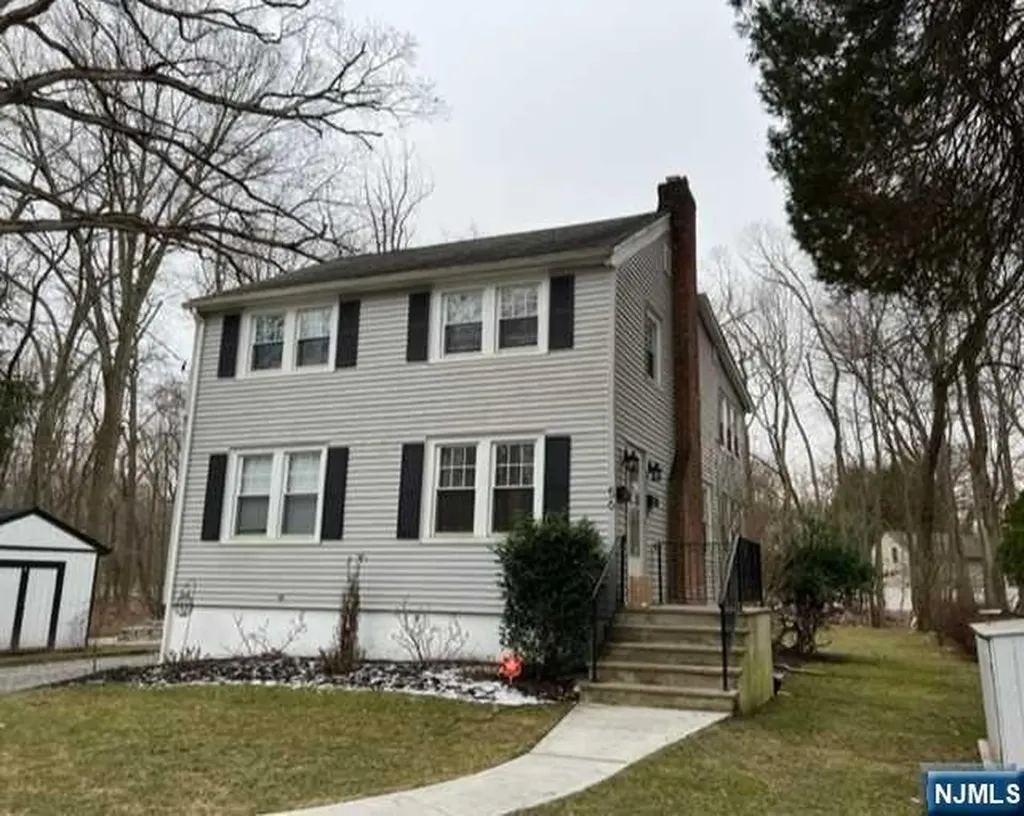 56 Lindeman Avenue Closter NJ 07624