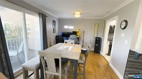15 Cottage Midland Park NJ 07432
