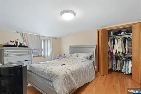 200 Bradford Avenue Linden NJ 07036