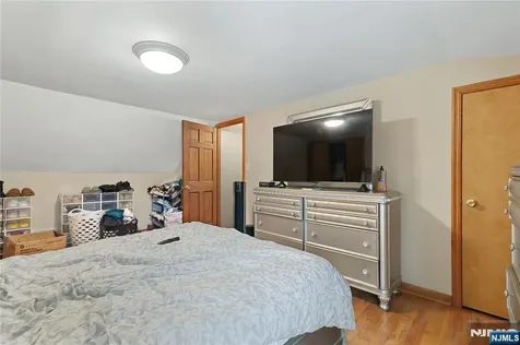 200 Bradford Avenue Linden NJ 07036