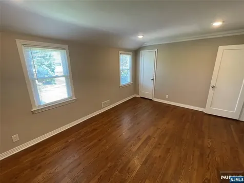 544 Oritani Place Teaneck NJ 07666