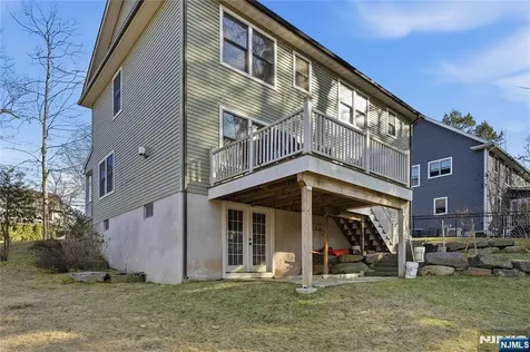 252 4th Avenue Westwood NJ 07675