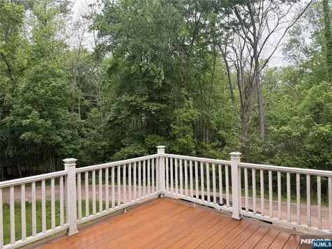 252 4th Avenue Westwood NJ 07675