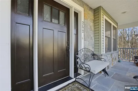 252 4th Avenue Westwood NJ 07675