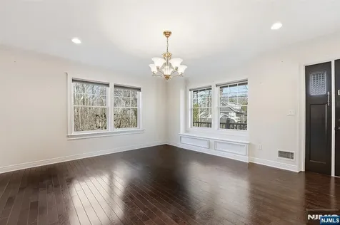 252 4th Avenue Westwood NJ 07675