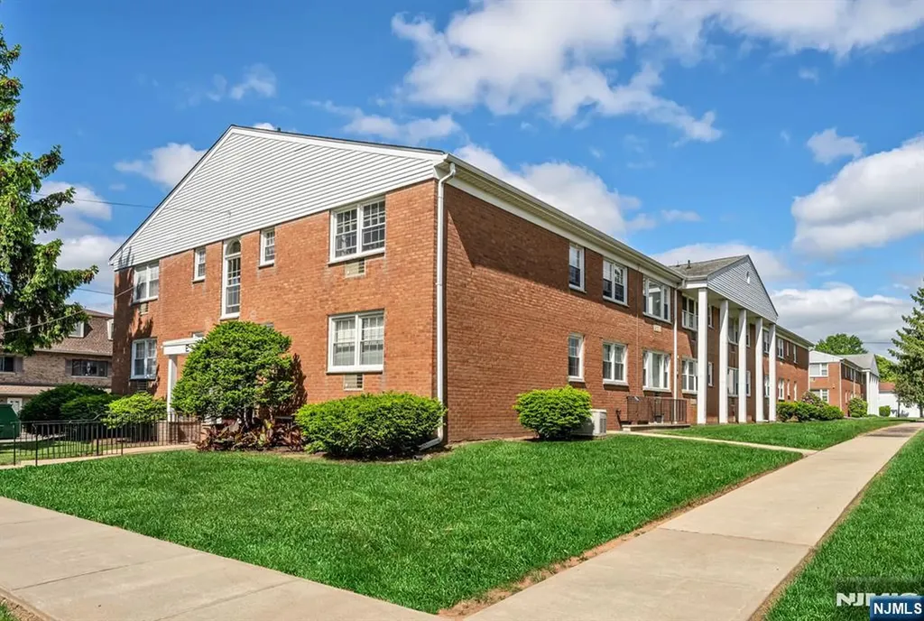 565 Grove Street Clifton NJ 07013