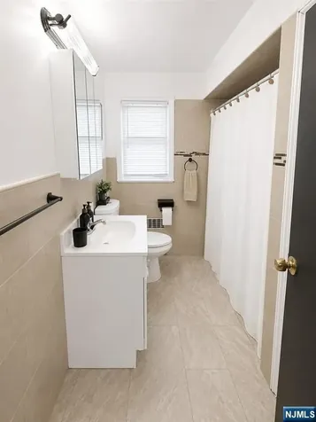 292 Florida Avenue Paterson NJ 07503