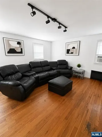 292 Florida Avenue Paterson NJ 07503