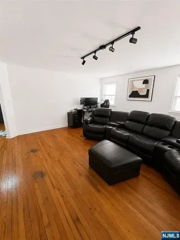 292 Florida Avenue Paterson NJ 07503