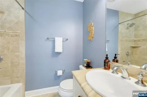 9 Franklin Montvale NJ 07645