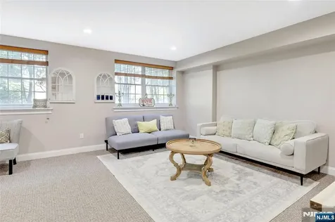 9 Franklin Montvale NJ 07645