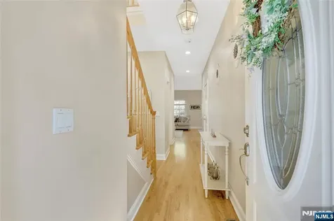 9 Franklin Montvale NJ 07645