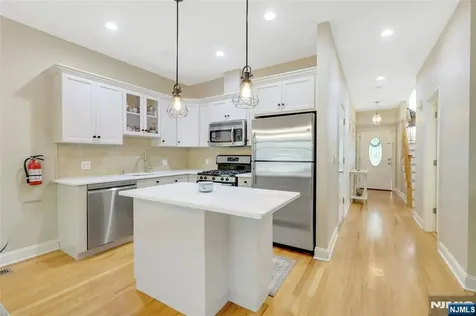 9 Franklin Montvale NJ 07645