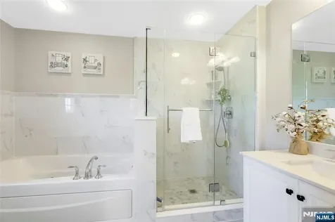 9 Franklin Montvale NJ 07645