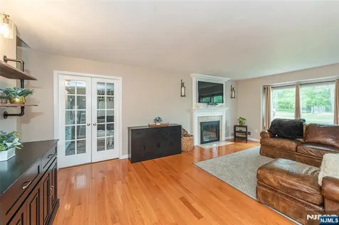 3 Freedom Court Montville Township NJ 07045