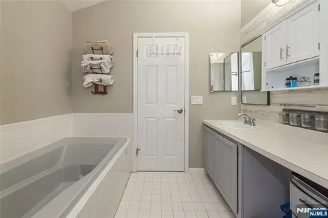 3 Freedom Court Montville Township NJ 07045