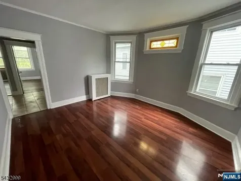 8 Treacy Avenue Newark NJ 07108