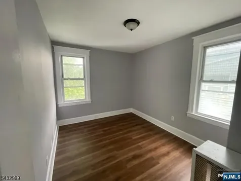 8 Treacy Avenue Newark NJ 07108