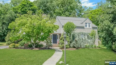140 Boulevard Glen Rock NJ 07452