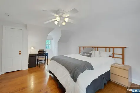 140 Boulevard Glen Rock NJ 07452