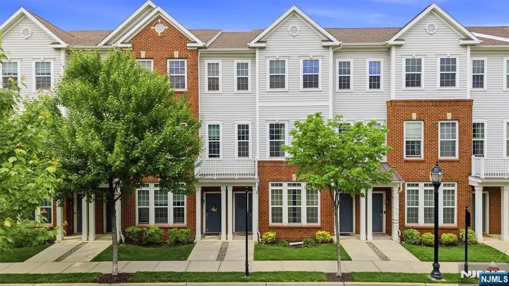 93 Wesmont Drive Wood Ridge NJ 07075