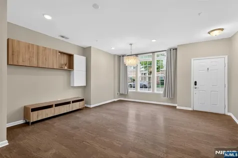 93 Wesmont Drive Wood Ridge NJ 07075