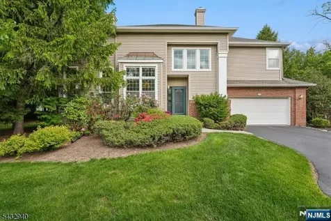32 Kent Drive Roseland NJ 07068