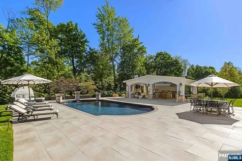 354 W Grand Avenue Montvale NJ 07645