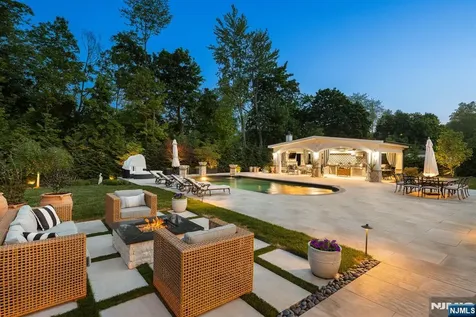 354 W Grand Avenue Montvale NJ 07645