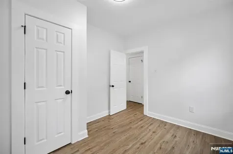 18 Hilton Avenue Maplewood NJ 07040