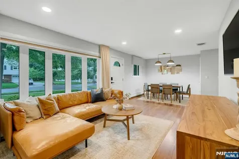 57 Stonefield Road Glen Rock NJ 07452